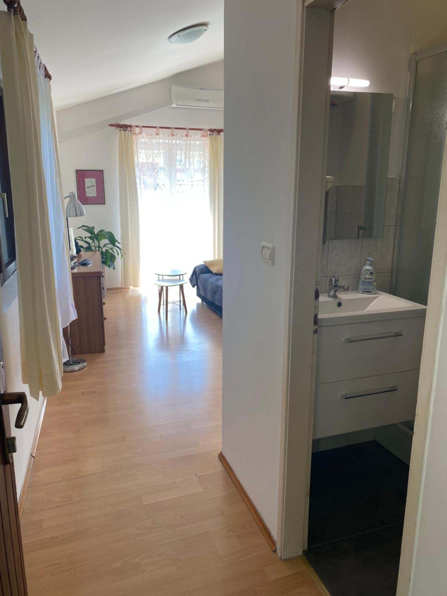 Apartments Tena With Private Parking بولا المظهر الخارجي الصورة