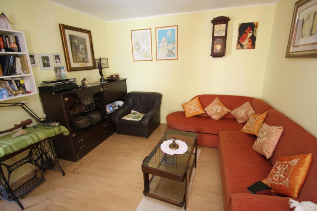 Apartments Tena With Private Parking بولا الغرفة الصورة