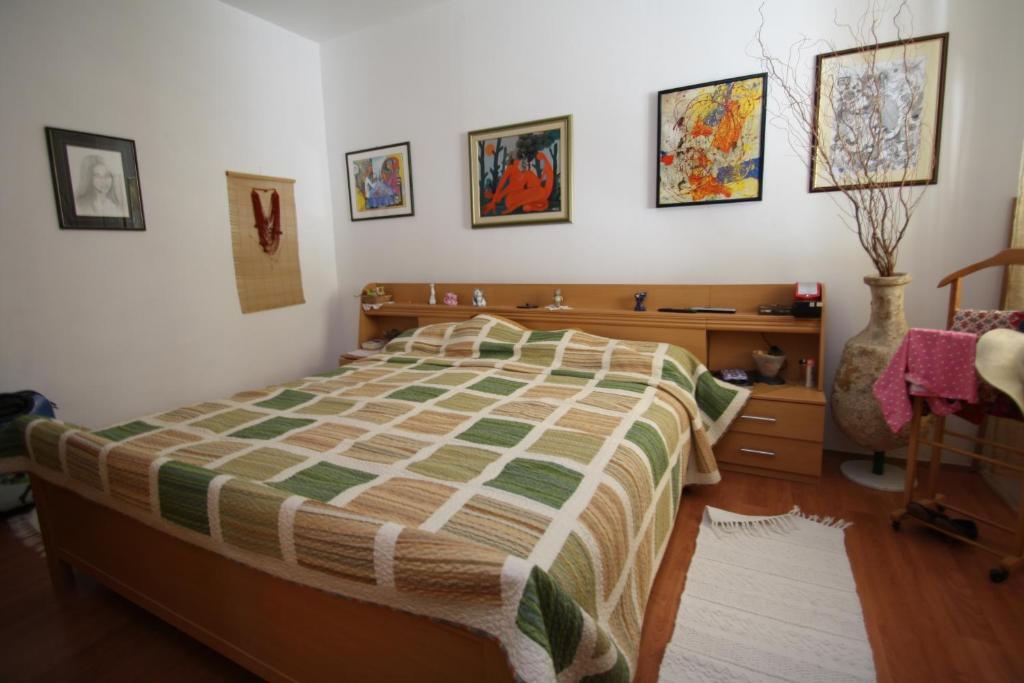 Apartments Tena With Private Parking بولا الغرفة الصورة